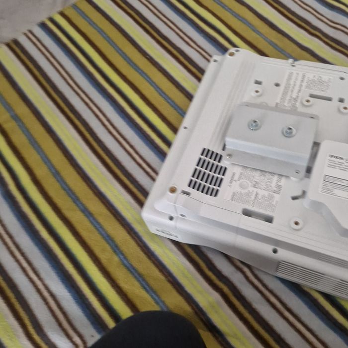 Projetor epson eb-735f