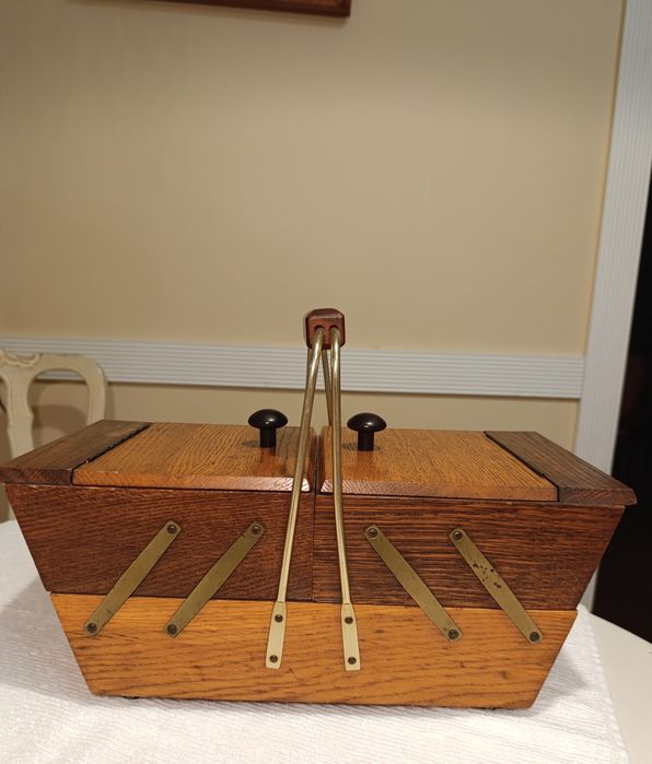 Przybornik krawiecki z epoki PRL