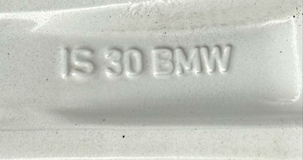 Oryginalne felgi Bmw F10 F11 E61 E60 5x120 et30 8J 245/45R18 zima