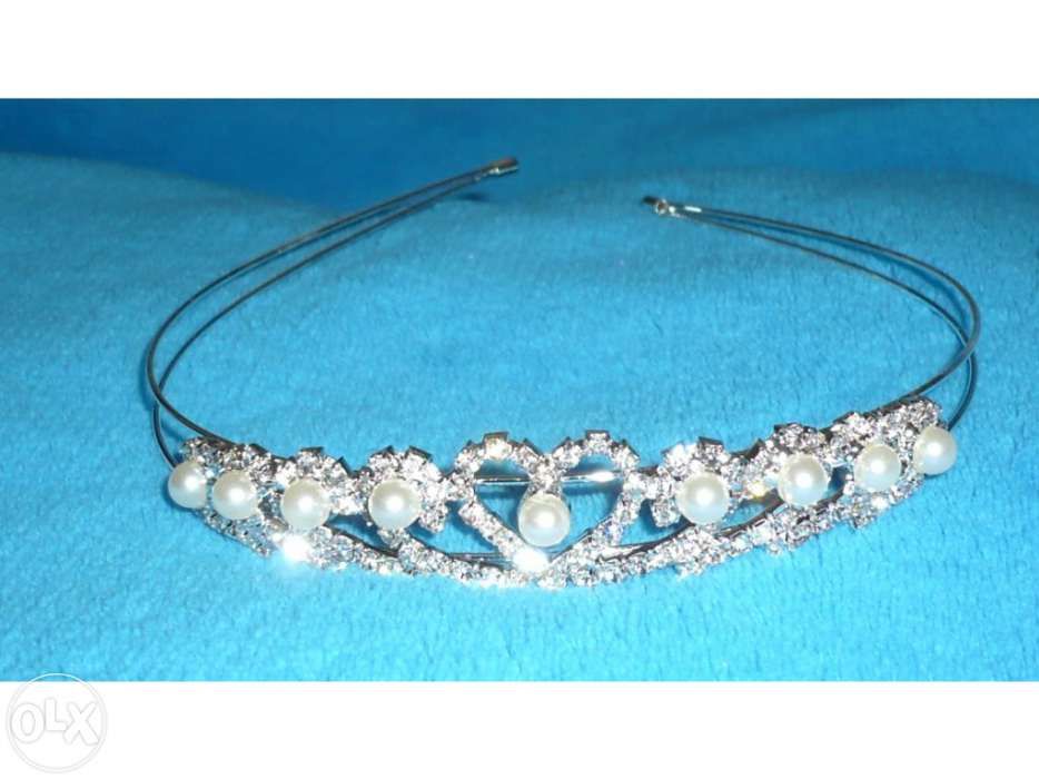 Tiara strass e perolas para noiva ou cerimonia