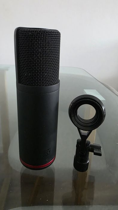 Microfone Focusrite Scarlett Studio - Exelente qualidade