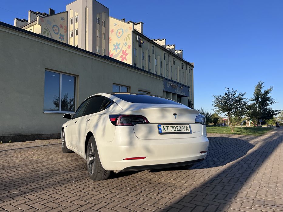 Tesla model 3 long range dual motor