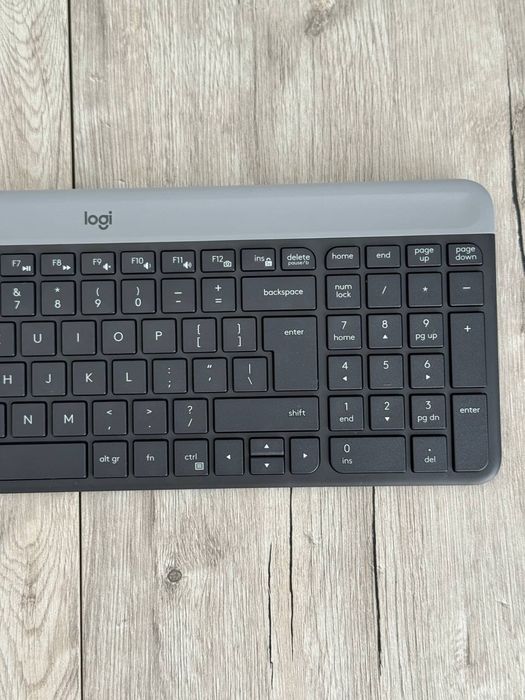 Комплект (клавіатура, миша) Logitech MK470 Slim Wireless Combo