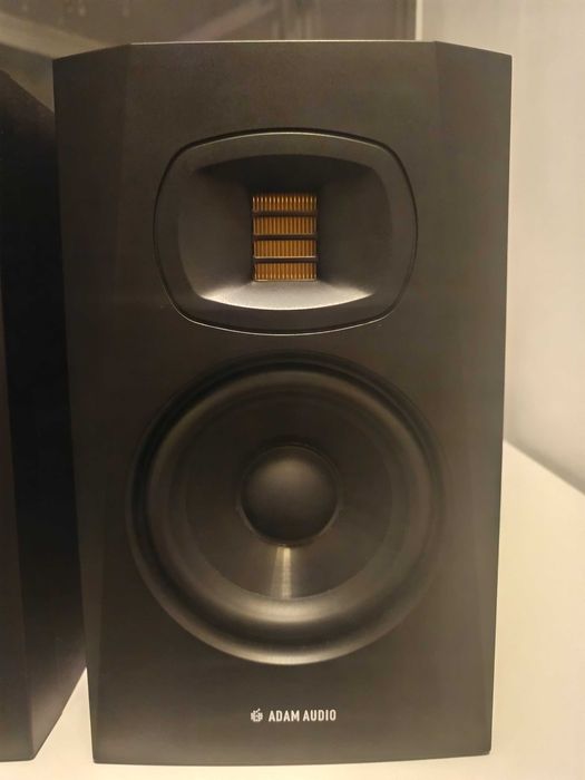 Okazja! Jak nowe monitory studyjne Adam Audio T5V