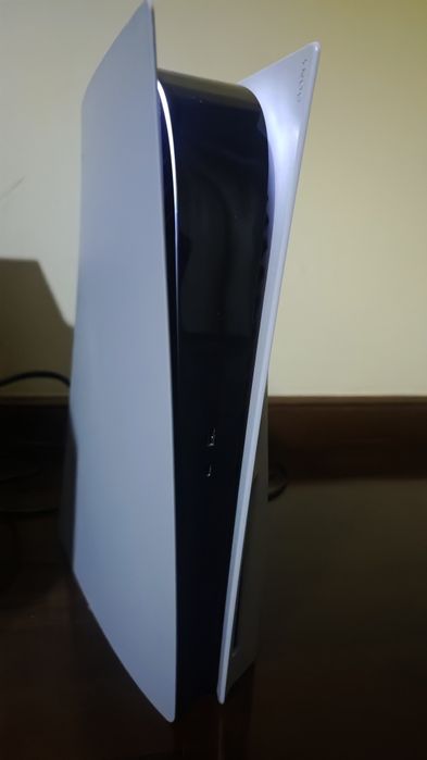 PlayStation com 4 jogos