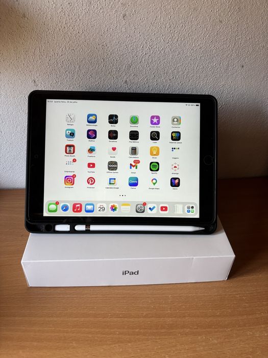 iPad 9 (Ecrã 10'') 64GB Wi-Fi + 4G LTE Space Gray + Apple Pencil + Capa Spigen