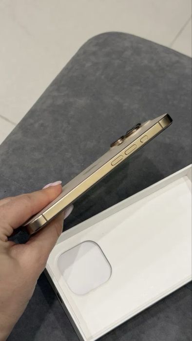 Iphone 16 pro desert titanium gwarancja