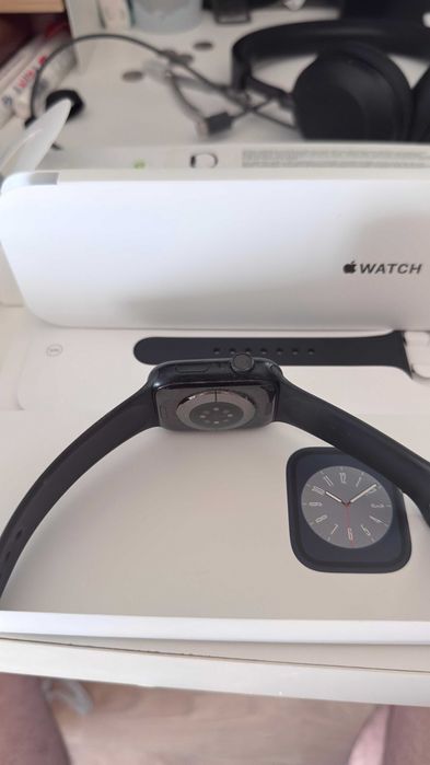Apple Watch Series 8 GPS 45 mm preto
