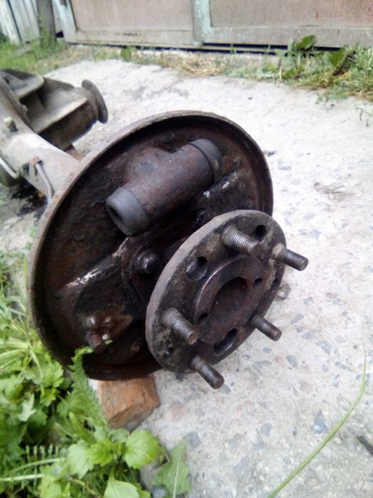 Міст на Москвича.