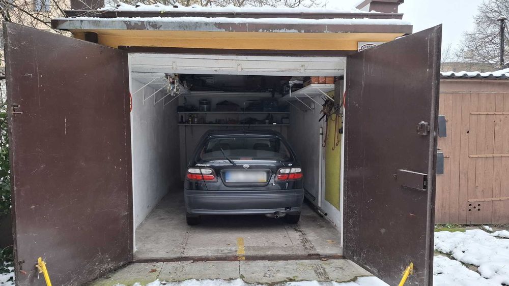 Garaż murowany sprzedam Kołłątaja