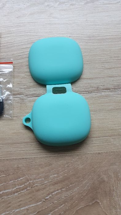 Etui do słuchawek JBL Wave 300 tws