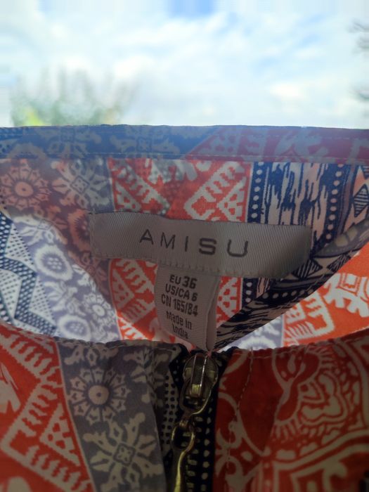 Неймовірно гарна та легка сукня