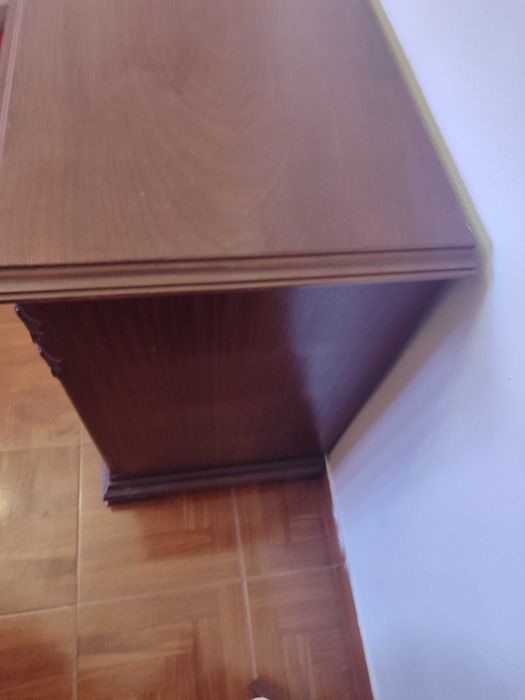 cómoda estilo antigo