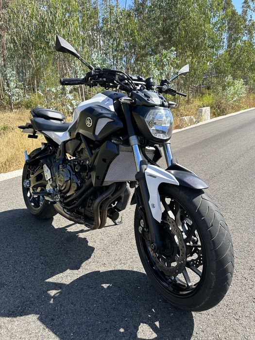 Yamaha mt 07 apenas 15mil km