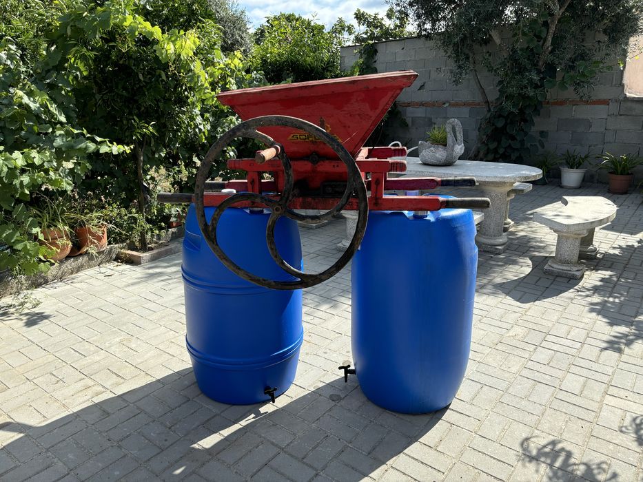 Relador mais duas barricas