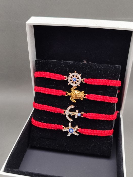 Браслет-оберіг на червоній нитці, ручна робота