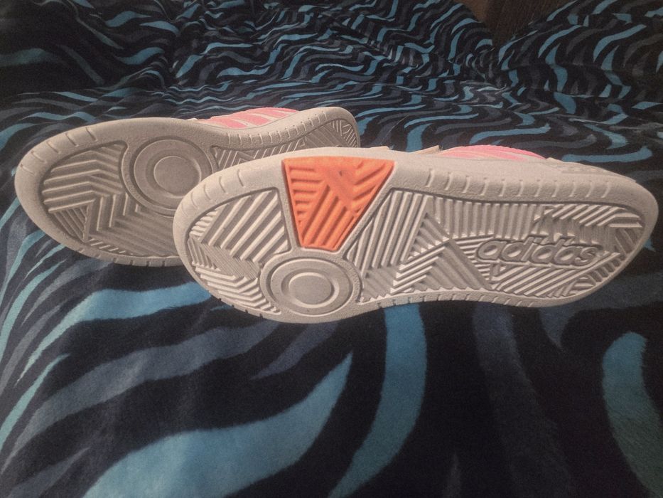 Buciki dziewczęce adidas HOOPS rozm. 31