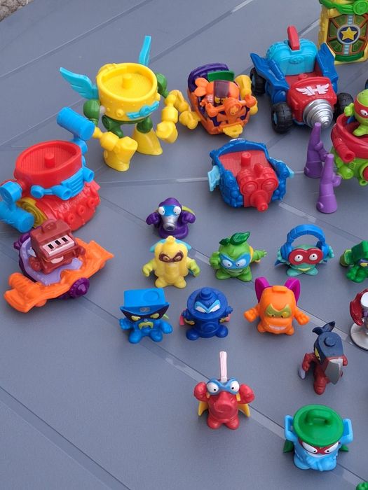 figurki super things