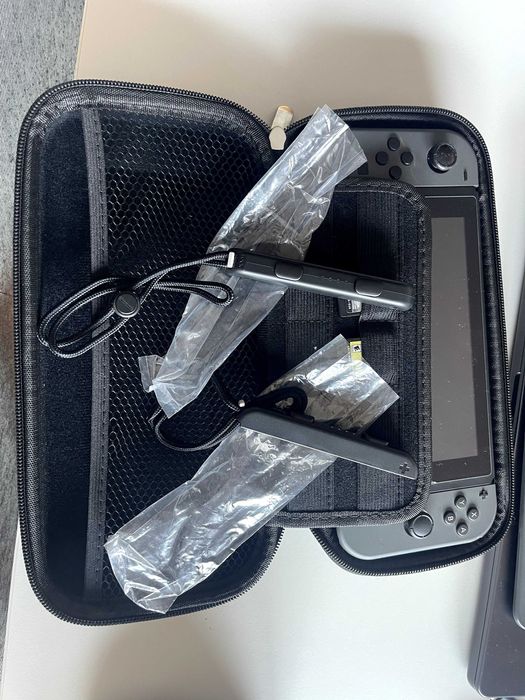 Consola Nintendo Switch 1.1 + Comando Pro