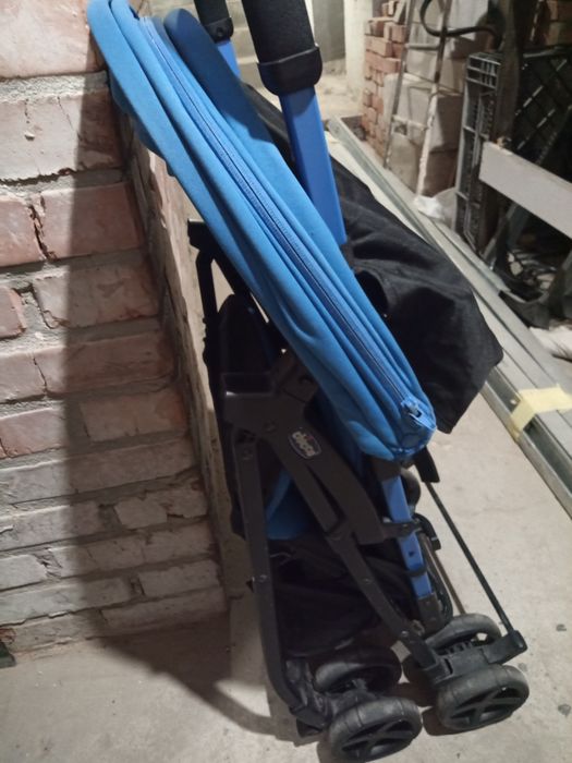 Детская прогулочная коляска.