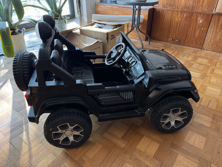 Jeep Wrangler Rubicon elektryczny 12V – auto dla dzieci, 2-osobowy