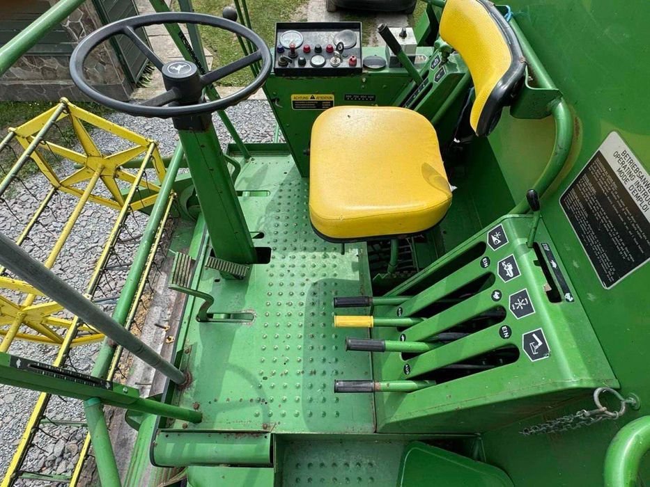 Комбайн свіжопригнаний John Deere 942