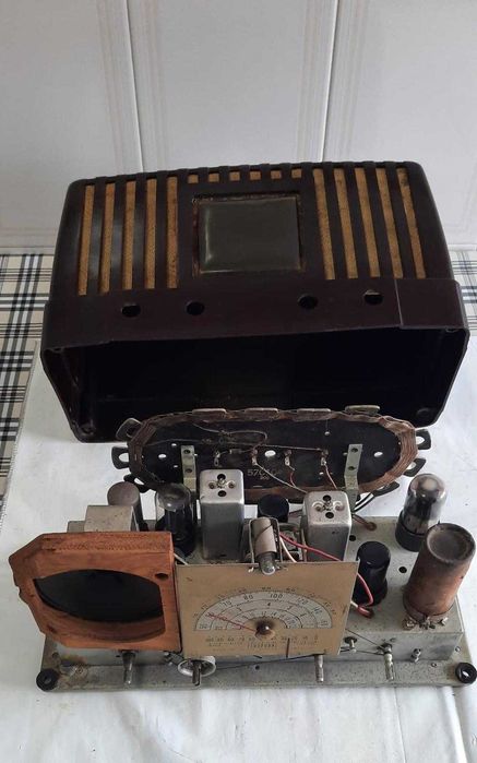 Rádio vintage Echophone (Hallicrafters) funcional – anos 40/50