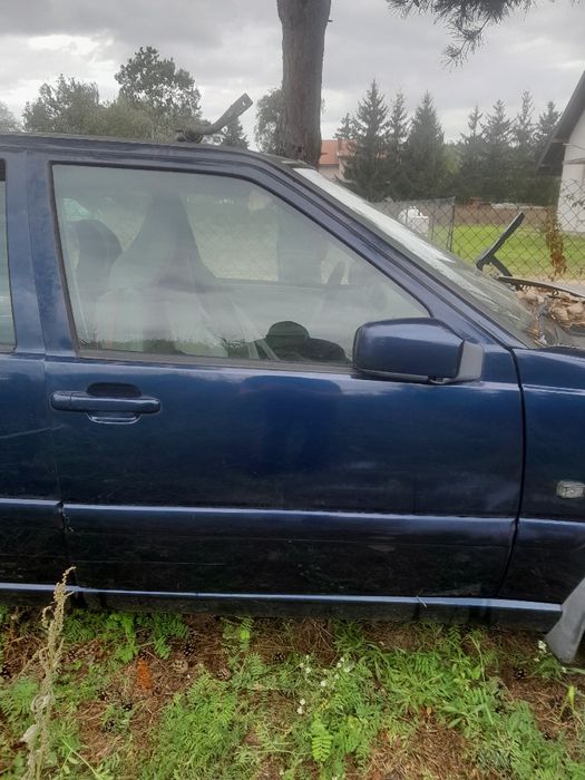 Drzwi kompletne prawy przód Volvo v70 1999r kod lakieru 604-26