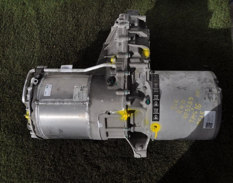 Электродвигатель  tesla model s rwd