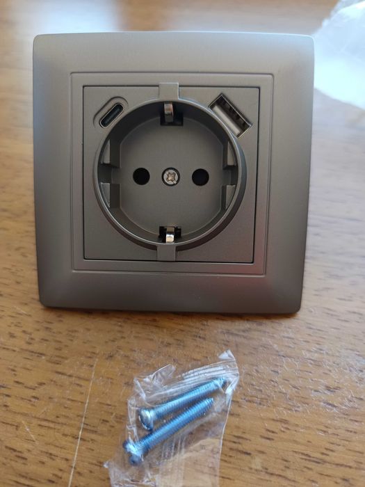 Grey Type C Electrical Socket439331495326535681