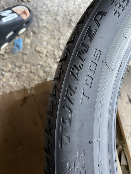245/40 R19 Bridgestone Turanza T005 / 4шт./ 2024 рік./ літо