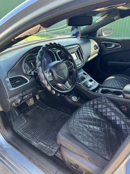 Chrysler 200 2015