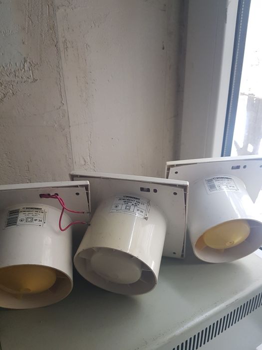 Витяжний вентилятор домовент.