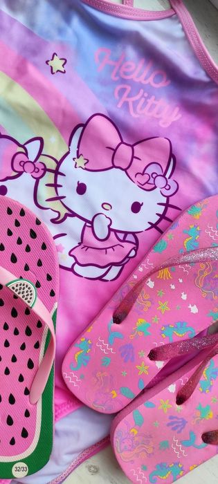Детский Купальник Hello Kitty 134/140 + 2 пары шлёпок вьетнамок 32/33
