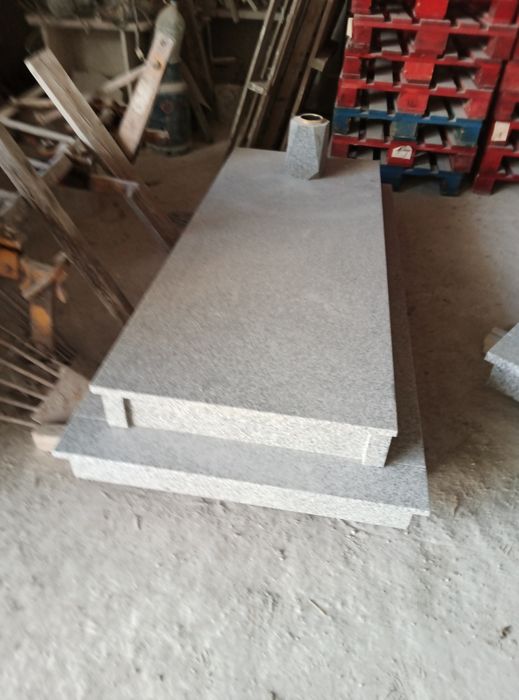 Campas granitos e mármore com lapida