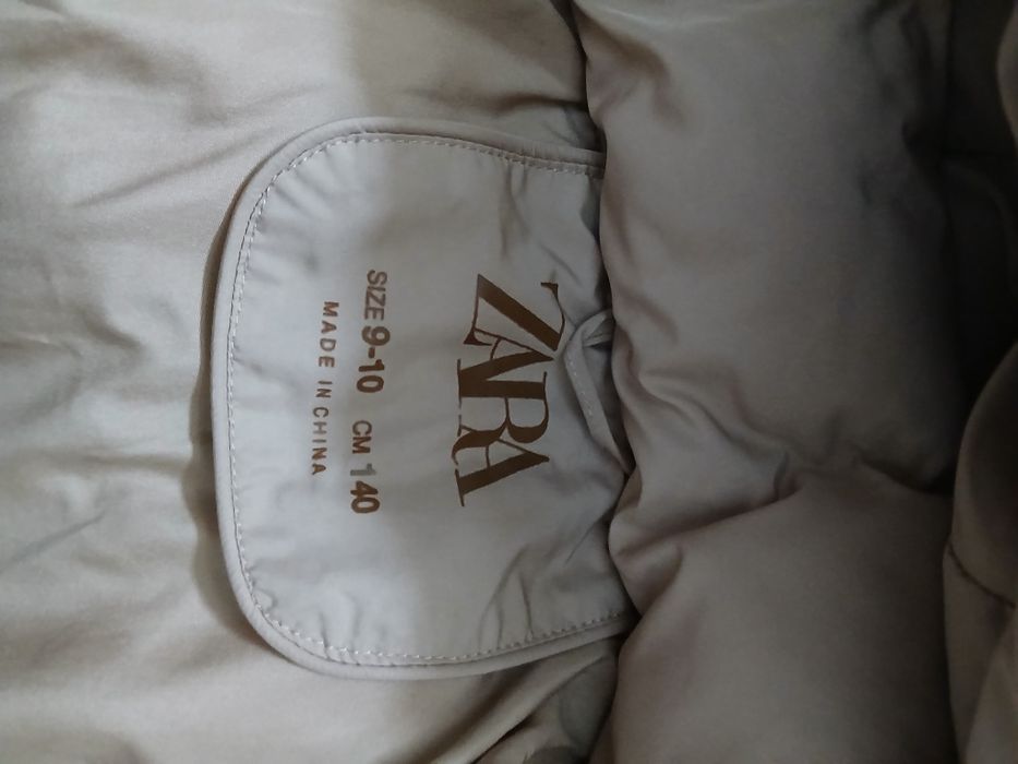 Kurtka zimowa beżowa z kapturem, Zara, r. 140