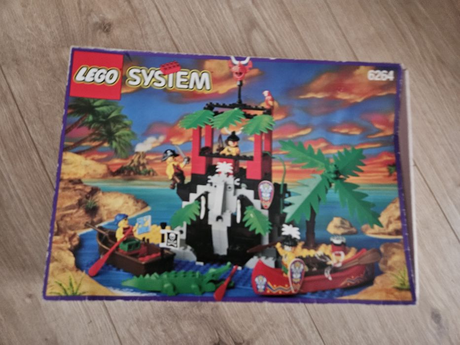 6264 lego Forbidden Cove z pudełkiem