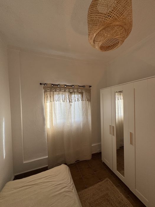 Quarto para Estudantes | Piscina | Despesas incluidas | Fernao Ferro |