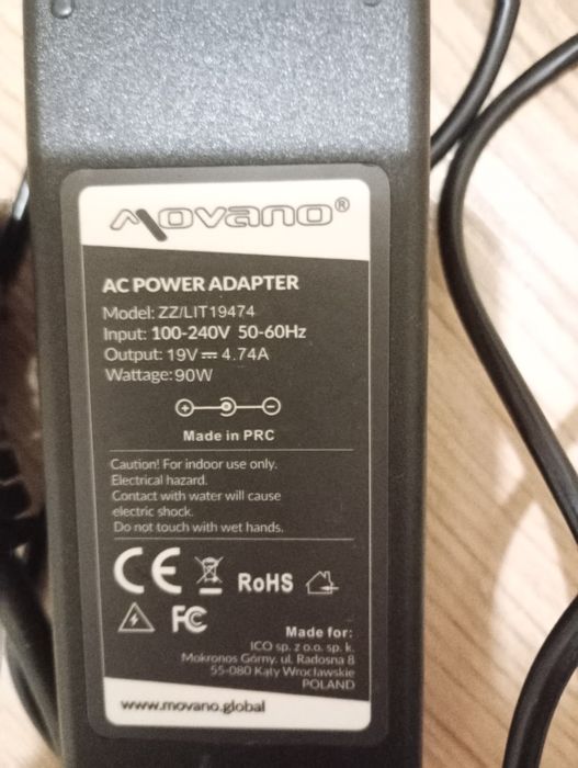 Zasilacz do laptopa