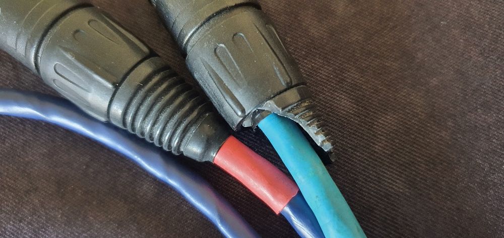 Cabo XLR, balanceado, fichas Neutrik, 1 m