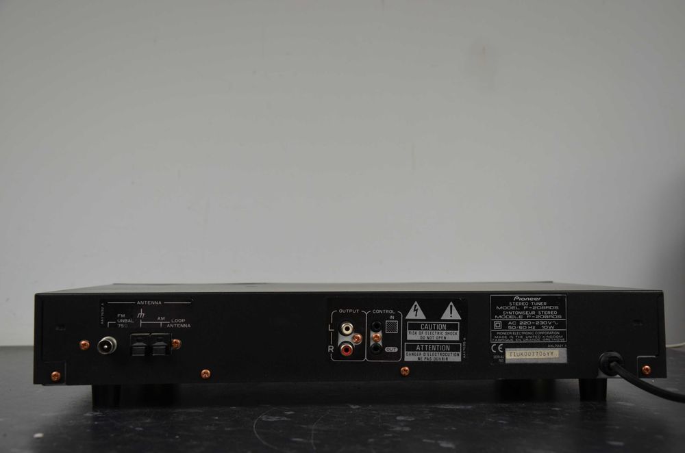 PIONEER F-208 RDS Tuner FM Stereo RDS