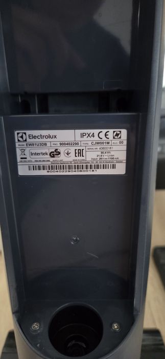 Odkurzacz pionowy myjący  Electrolux EW81U3DB Aqua Ultimate 800 Wet&Dry