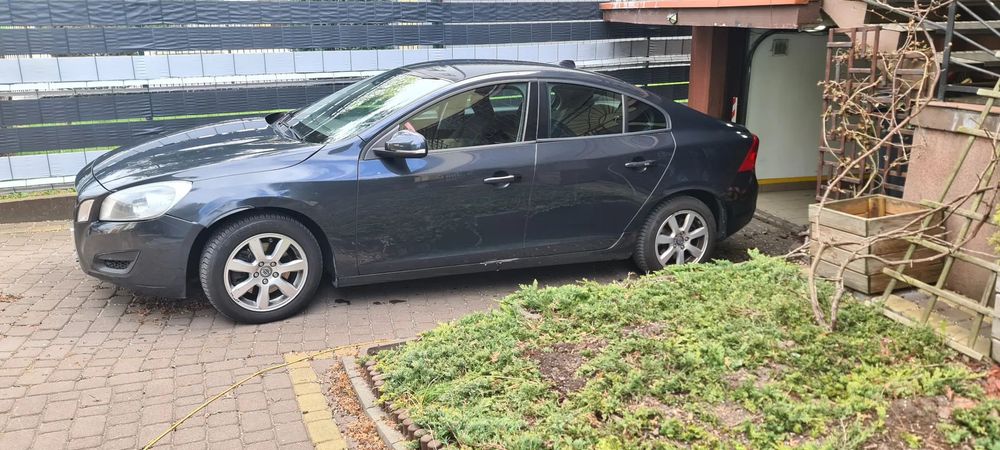 Volvo S60 Na sprzedaż zadbane Volvo S60 z 2011 r Pilnie sprzedam Tanio !