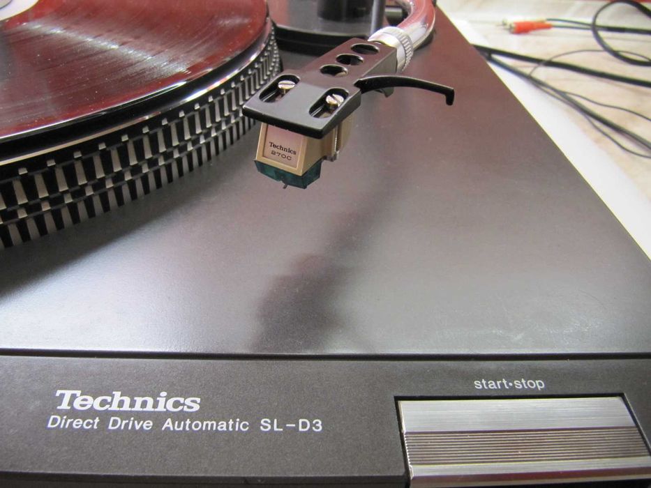 TECHNICS SL-D3 HI-FI *Direct-Drive/Automatic – METALLICS Line HI-FI