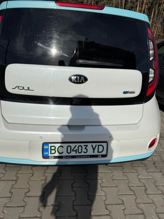 Оренда електромобіля