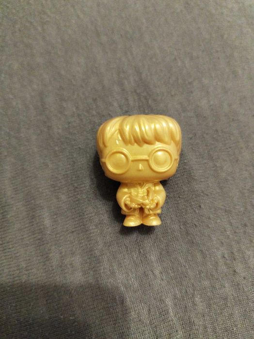 Sprzedam złotego Harry'ego Pottera