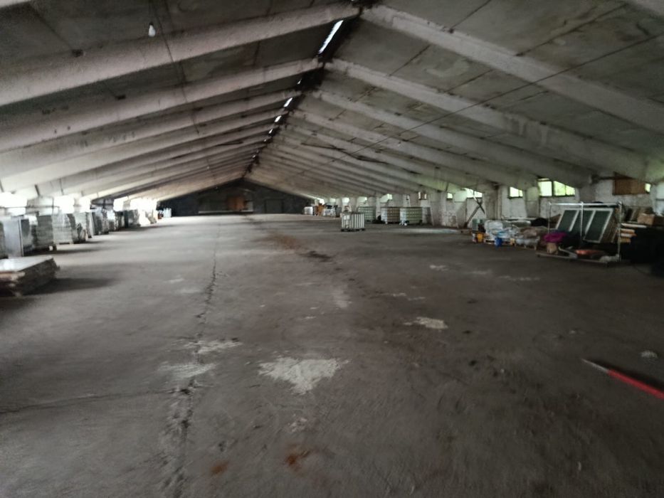 Комплекс комерційних будівель 6000  тис кв