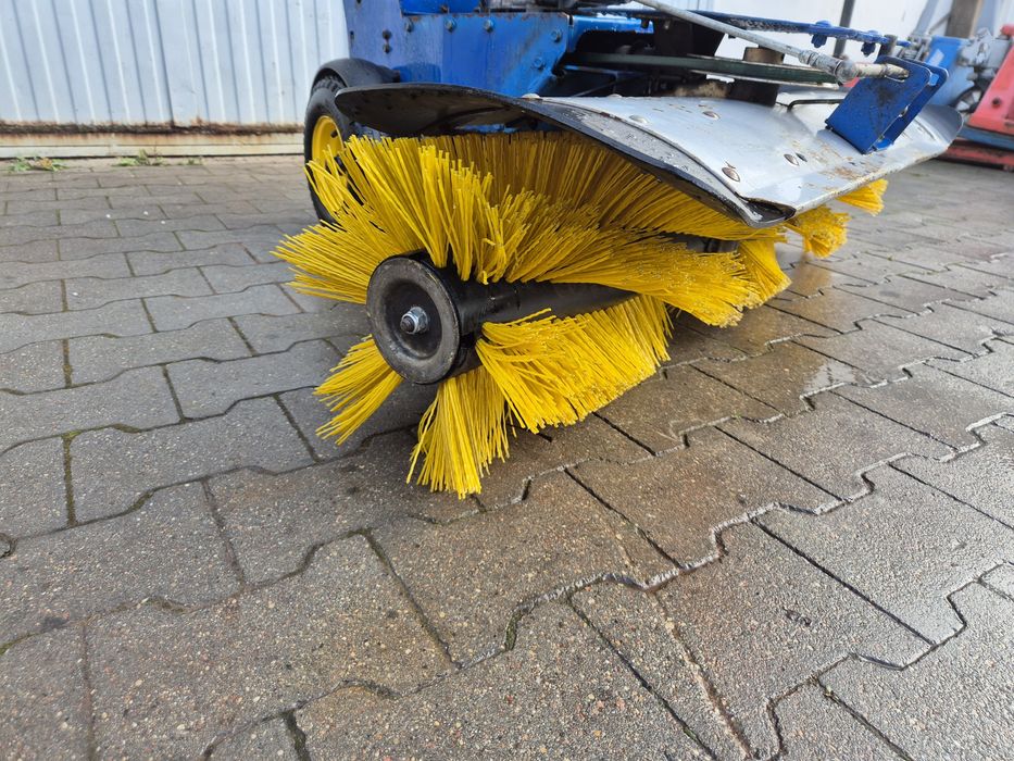 Zamiatarka odsniezarka stella 6.5km 3 biegi z Niemiec