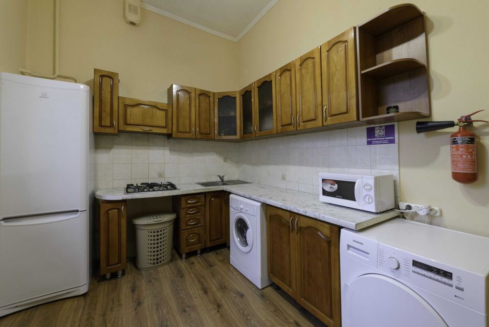 Новий хостел Київ Метро Золоті ворота Не дорого! Звоніть!