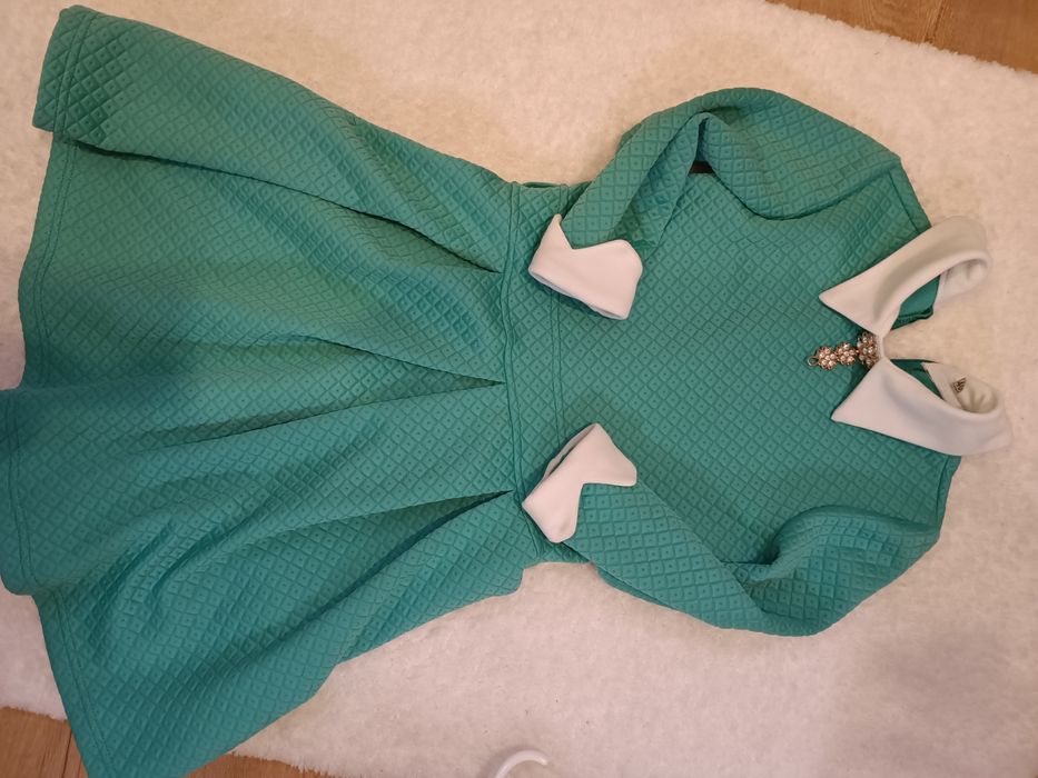 Платье нарядное 140 рост